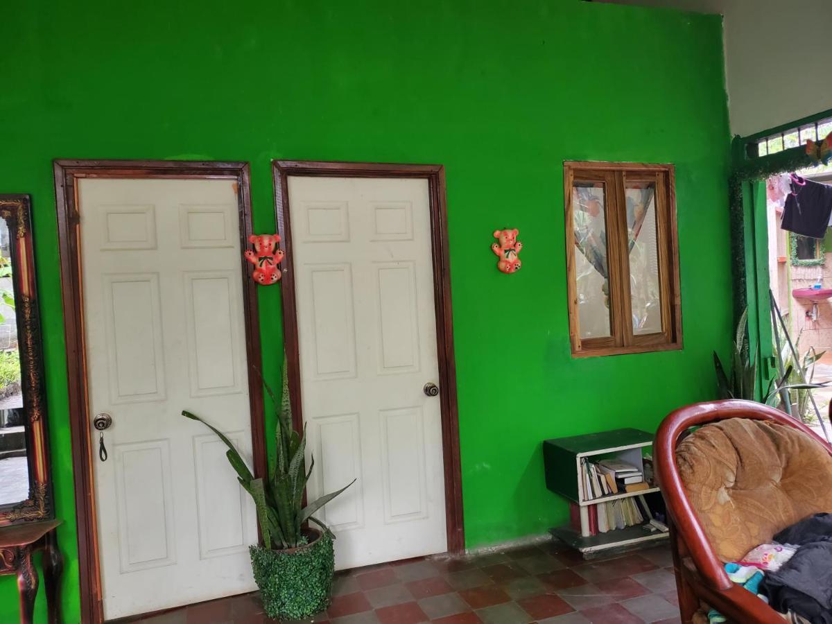 Casa Esmeralda Homestay *