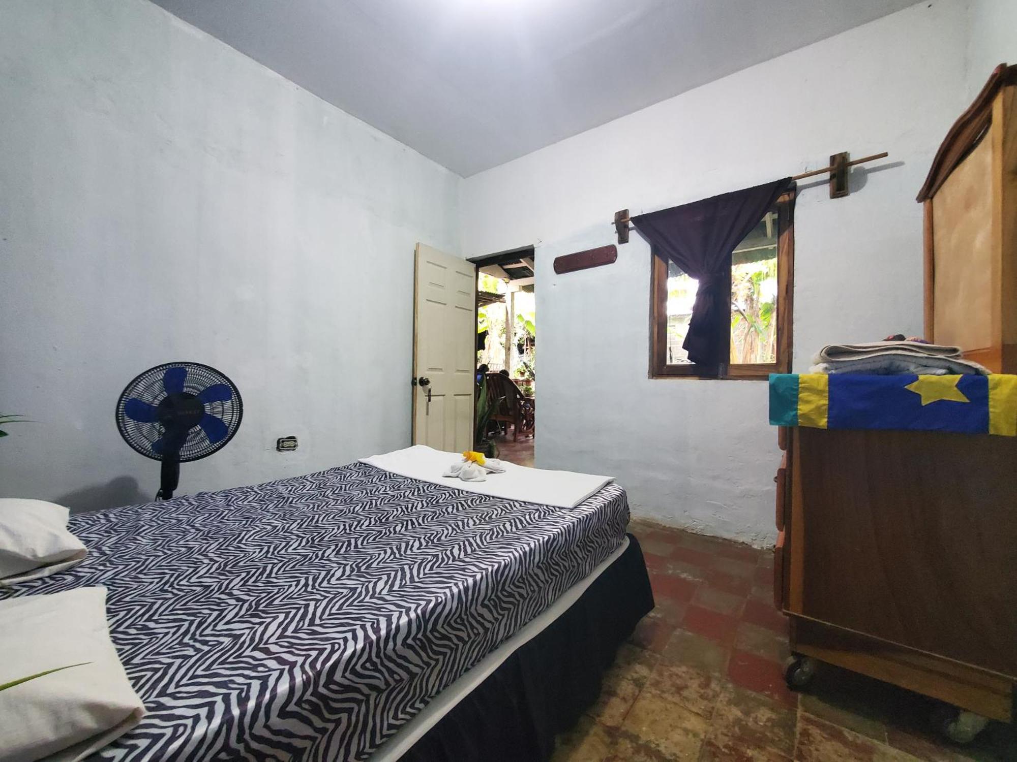 Casa Esmeralda Homestay *